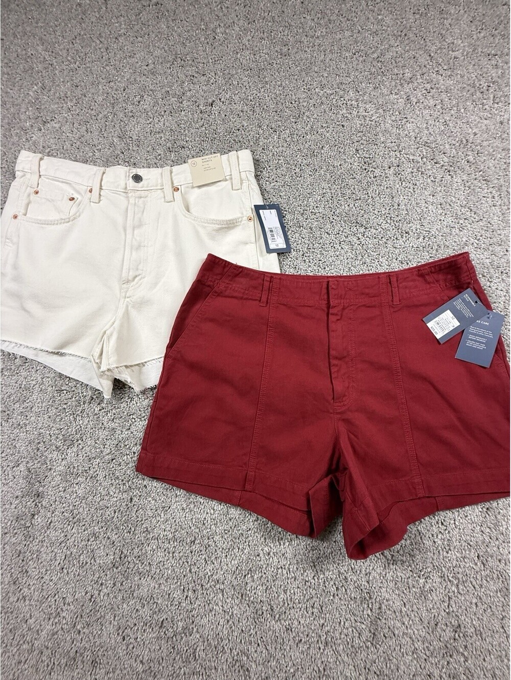 NWT Universal Thread Women’s Shorts 2 Pack Size 12 White, Red